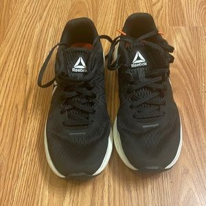 Reebok everyday running shoe size 8.5